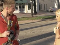 アナル, ビキニ, 茶髪の, 車, チン, 淫乱熟女, 母, アウトドア