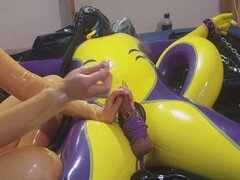 Enthousiasteling, Bondage discipline sadomasochisme, Gebondenheid, Dominante vrouw, Latex, Meesteres, Slaaf, Slet