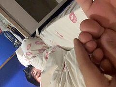 gobble sleepy japanese woman's feet