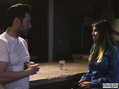 Tetas grandes, Mamada, Dominación, Penetracion con puños, Mascara, Sexo fuerte, Tabú, Tatuaje