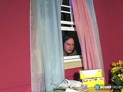 素人, フェラチオ, 茶髪の, 口内発射, 顔射, ラティーナ, 赤毛, 驚き