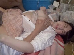 Asiatisch, Gehörnter ehemann, Hausfrau, Küssen, Reif, Milf, Muschi, Flotter dreier