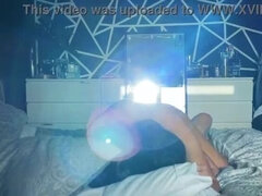 Gros cul, Gros seins, Tromperie, Femme au foyer, Épouse