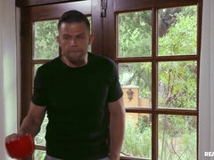 Morning Jog Means Butt Sex Fun for Tommy King