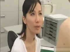 Asiatique, Sucer une bite, Brunette brune, Homme nu et filles habillées, Japonaise, Mère que j'aimerais baiser, Public, Étudiant