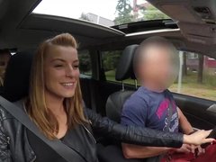 Teen taking stranger's cock balls deep in the trunk for cash