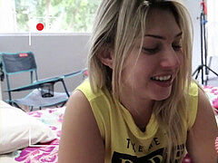 A splendid pop-shot In The Quarantine With Melody Antunes