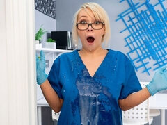 Leie, Blondine, Blasen, Hundestellung, Schwarz, Frau frau mann, Flotter dreier, Uniform