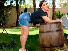 ぽっちゃり, デカパイ, チン, バック, デブ, 手コキする, 淫乱熟女, オッパイの