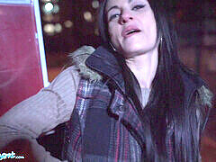 Mamada, Corridas, Madres para coger, Orgasmo, Al aire libre, Público, Realidad