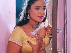 Watch Indian MILF Raswanti get a romantic massage & cum hard