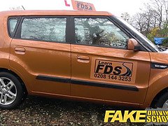 Pixiee Little & Ryan Ryder get their fake driving skills tested in a car
