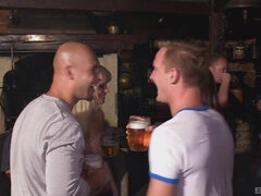 Nana, Gros seins, Brunette brune, Tir de sperme, Français, Hard, Mère que j'aimerais baiser, Nénés