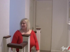 デカパイ, イギリス人, 巨乳な, お婆さん, ハードコア, 熟年, 三人, オッパイの