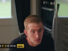 Gros cul, Grosse bite, Gros seins, Blonde, Bite énorme, Mère que j'aimerais baiser, Maman