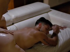 Anal, Cul, Grosse bite, Sucer une bite, Homosexuelle, Transsexuelle, Nénés