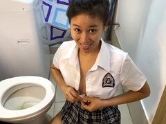 Asiatique, Salle de bains, Sucer une bite, Mère que j'aimerais baiser, Toilettes