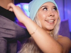 Belle grosse femme bgf, Gros cul, Sucer une bite, Rondelette, Grosse, Fille latino, Suçant, Adolescente