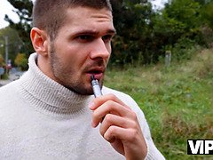Grosse titten, Blasen, Braunhaarige, Geschnappt, Betrug, Spermaladung, Aufs gesicht abspritzen, Reif