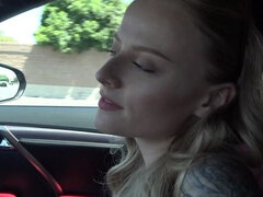 デカ尻, ビキニ, ブロンド, 顔射, 露出狂, 彼女, ヒール, 喫煙