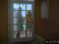 Grosser schwanz, Hundestellung, Aufs gesicht abspritzen, Hardcore, Interrassisch, Muschi, Rotschopf, Reiten