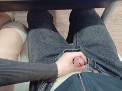 Amateur, Couple, Branlette thaïlandaise, Masturbation, Public
