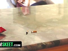 Amerikanisch, Kinderhüterin, Spermaladung, Pov, Schreiend, Stiefmutter, Jungendliche (18+), Titten