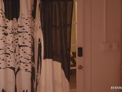 Melody Marks and Abigaiil Morris kinky threesome sex