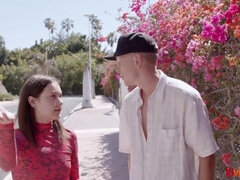 Teen gal lets a stranger guy fuck her for helping