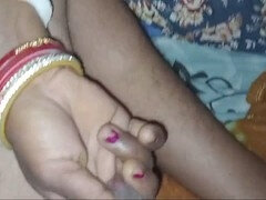 Indian stepmom Vinnusi in a saree gets roughly humped by her stepson