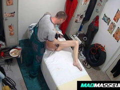 Leie, Sadomasochismus, Blondine, Braunhaarige, Fingern, Piercing, Jungendliche (18+), Titten