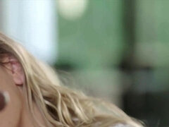 Grosser arsch, Grosser schwanz, Grosse titten, Schwarz, Blondine, Fesselspiele, Lesbisch, Pov