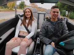 Culo grande, Mamada, Coche, Estilo perrito, Pajear, Afeitado, Estriptis, Adolescente