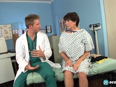 Sucer une bite, Tir de sperme, Médecin, Faciale, Hard, Mature, Maman, Chatte