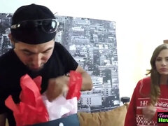 18 ans, Sucer une bite, Tir de sperme, Doigter, Hd, Fête, Réalité, Adolescente