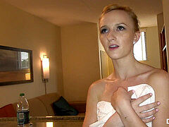 Condoom, Sperma shot, Sperma in gezicht, Geschoren, Tatoeage