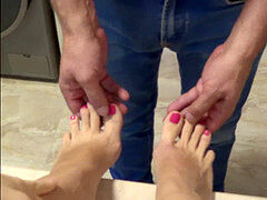 domme BELLA loves FOOTFETISH AND FOOTJOB