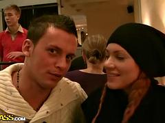 Hard, Public, Rousse roux, Pute, Toilettes