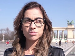 18 ans, Lunettes, Hard, Petite femme, Public, Réalité, Adolescente, Nénés