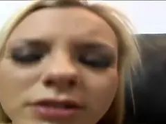 Teenage blonda girl of a confident determination and Bree Olson came to the special agency to attempt herself in the adult biz