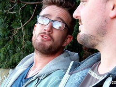 Grote lul, Grote mammen, Sperma shot, Hardcore, Likken, Moeder die ik wil neuken, Ruw, Tieten likken