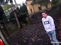 Grote lul, Pijpbeurt, Oudere vrouw, Omie, Hd, Ondergoed, Rijpe lesbienne, Mager
