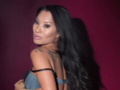 Nana, Plantureuse, Gorge profonde, Actrice du porno, Pov, Chatte, Solo, Jouets