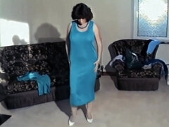 SHE'S A STAR - vintage jiggling teen big boobs dance strip