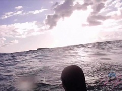 Amateur, Plage, Doigter, Petite amie, Pov, Chatte, Rasée, Nénés