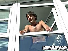 Grosse titten, Deutsch, Hardcore, Masturbation, Mutti, Öffentlich, Solo, Titten