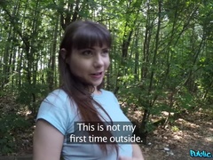 Leie, Blasen, Auto, Französisch, Handjob, Im freien, Pov, Titten