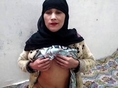 18 jaar, Tante, Biseksueel, Vingeren, Huisgemaakt, Klein, Kut duiken, Alleen