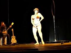 Tussi, Wohlbeleibte schöne frauen, Grosse titten, Braunhaarige, Tanzen, Fetisch, Milf, Titten