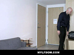 Bondage discipline sadomasochisme, Grote lul, Oudere vrouw, Dominatie, Huisvrouw, Moeder, Ruw, Geschoren